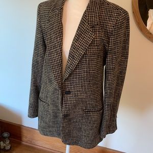 Vintage Liz Claiborne Size 6 oversized wool blend blazer, lined, shoulder pads